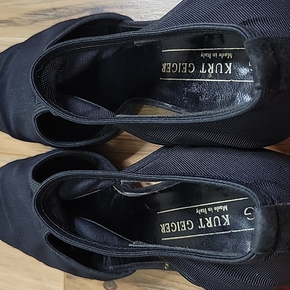 Kurt Geiger Black Mesh Closed Pointed Toe Heels - Picture 16 of 16